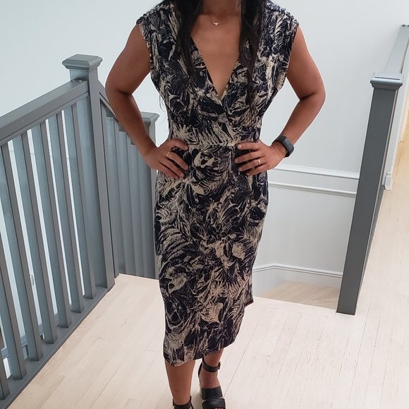 VeronicaM Dress - Size 3/4 (small - med) - Picture 4 of 6